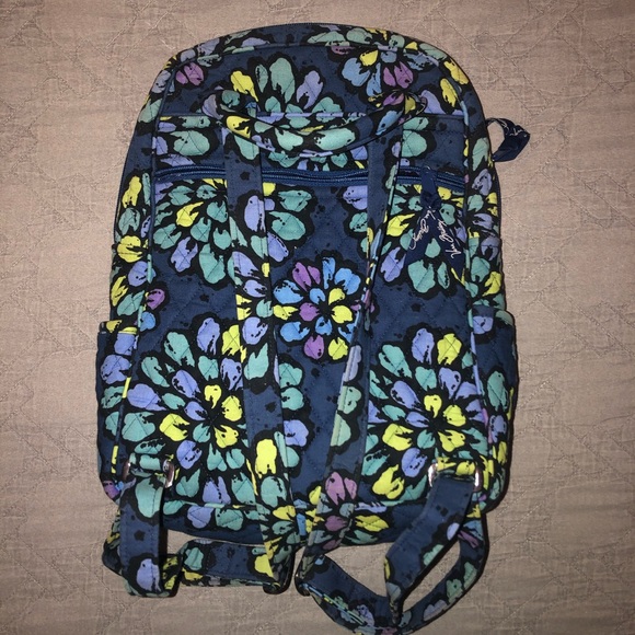 Vera Bradley backpack - Picture 2 of 2